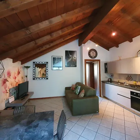 La Casa Del Colibri Apartment Lecco